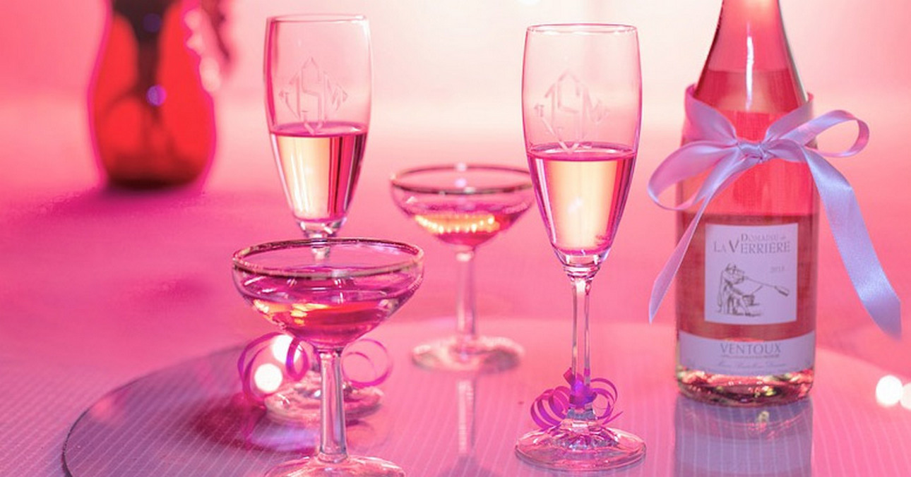 champagne glasses 01